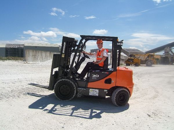 Factory adapated new 3 ton Doosan forklift even does the Limbo in a Sunny Chalk Quarry!